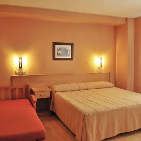 Goyesco Plaza Plasencia