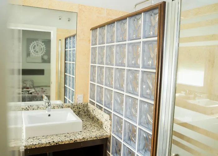 Goyesco Plaza Plasencia