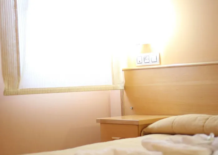 Goyesco Plaza Plasencia